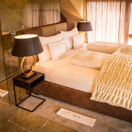 Golden Hill Country Chalets & Suites Schlafzimmer