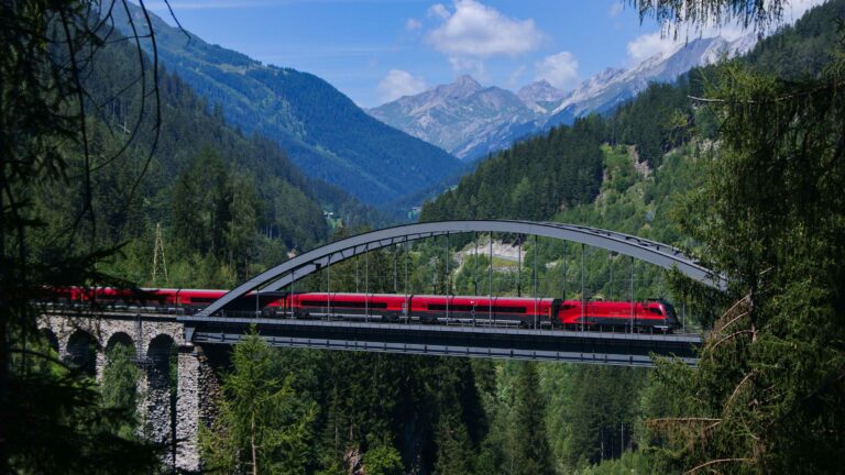Tagesweinreise: Südsteiermark mit der Koralmbahn